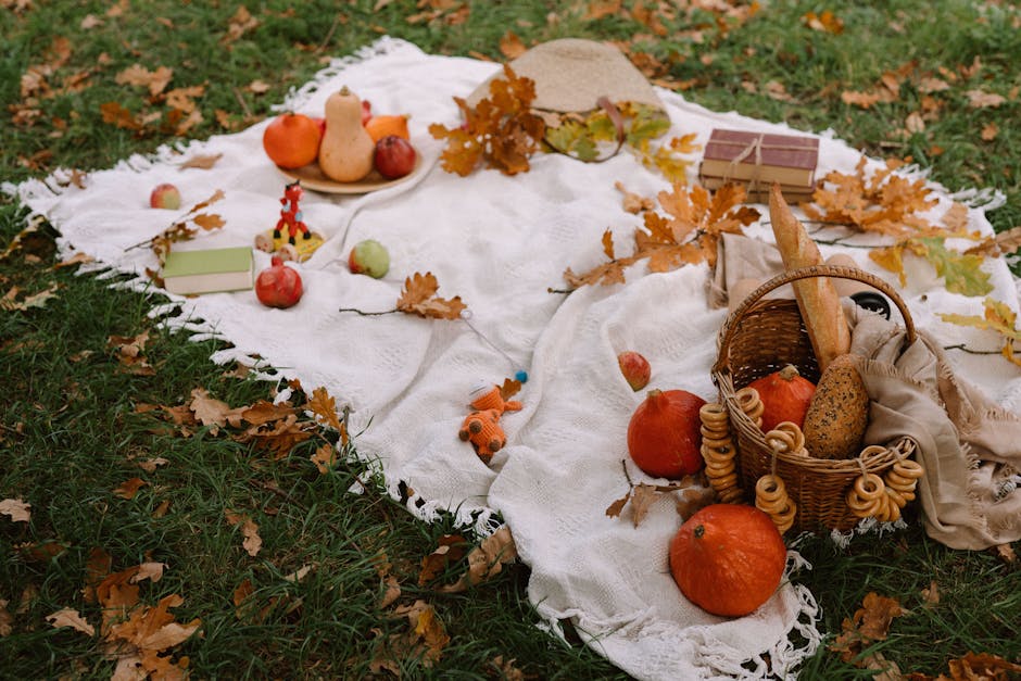 How to Pack the Perfect Picnic Basket: Featuring the Ideal Picnic Cutlery Set